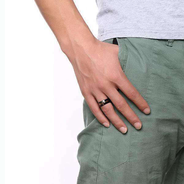 Bague Égyptienne  Ankh en or (Noir)