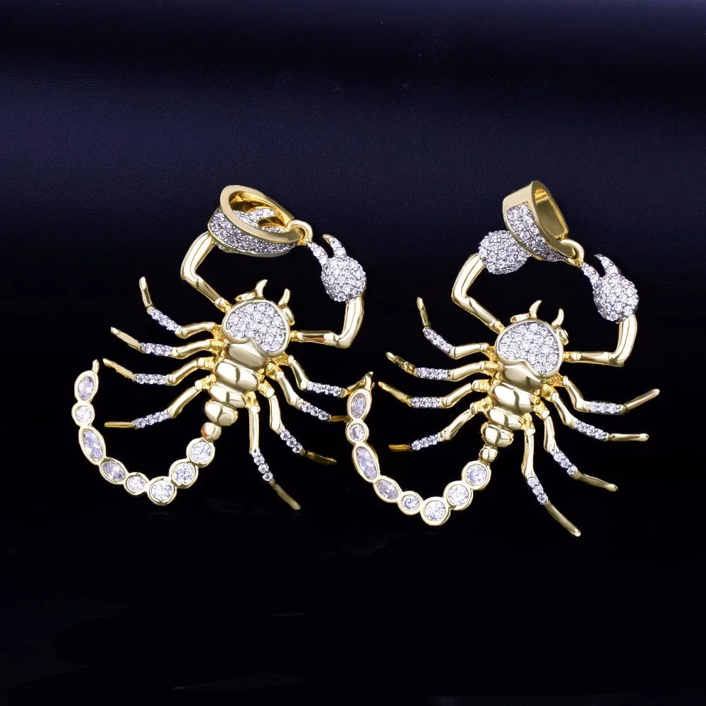 Scorpion du Nil – Un pendentif Or sertis