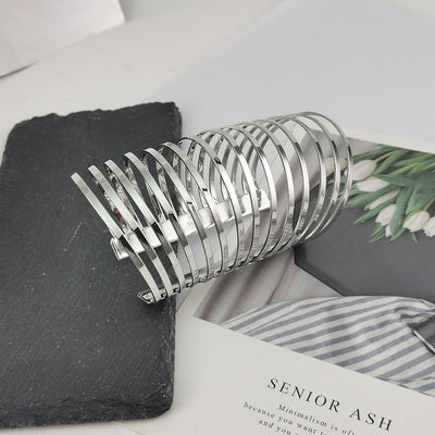 MANILAI geométrico hueco declaración pulseras joyería facetada aleación grande abierto brazaletes y pulseras para mujer brazalete