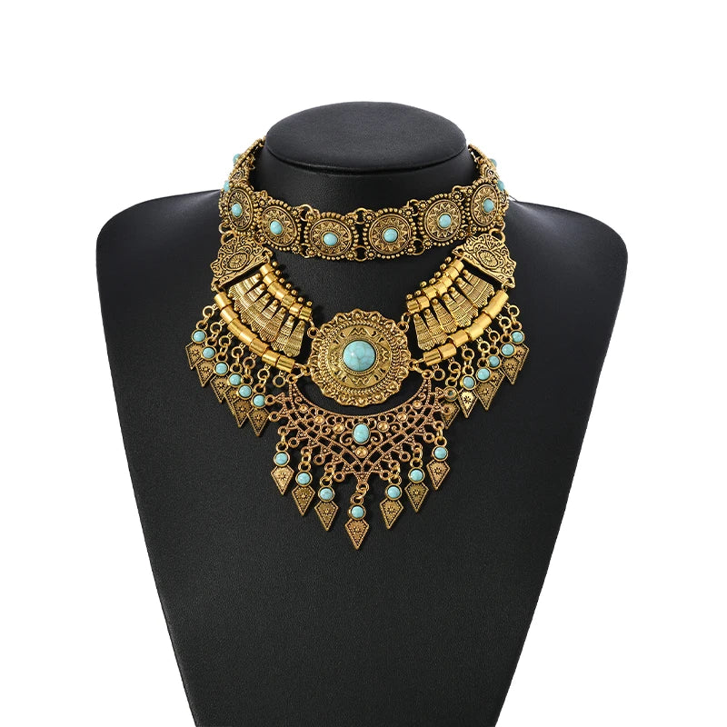 Collier Plastron antique de la déesse Hathor