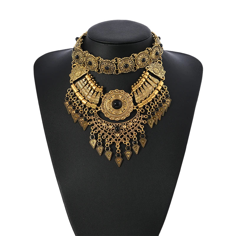 Collier Plastron antique de la déesse Hathor
