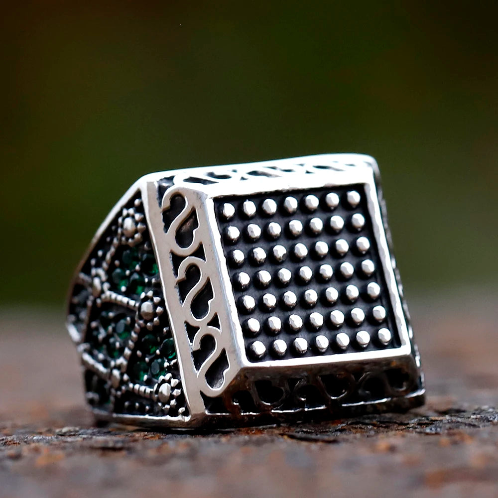 Bague carré en acier vert