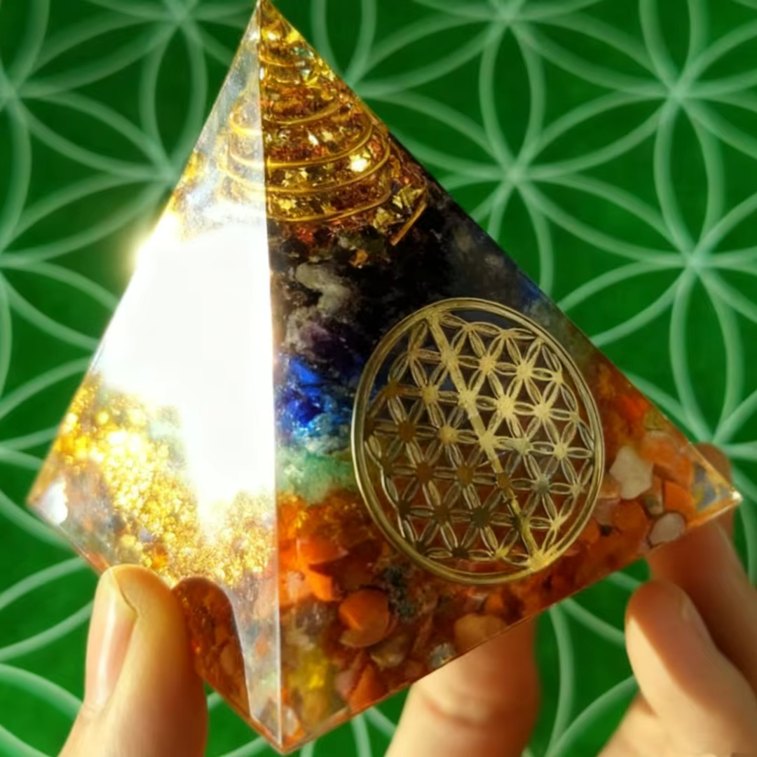 Pirámide de orgonita<br> Wicca