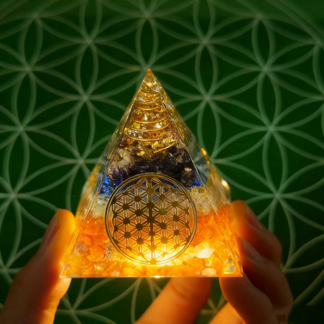 Pirámide de orgonita<br> Wicca