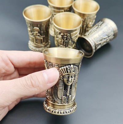 Objeto egipcio<br> copa antigua