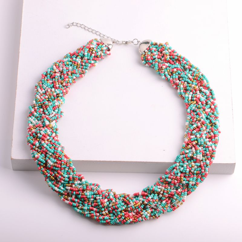 Collier plastron oasis perlé