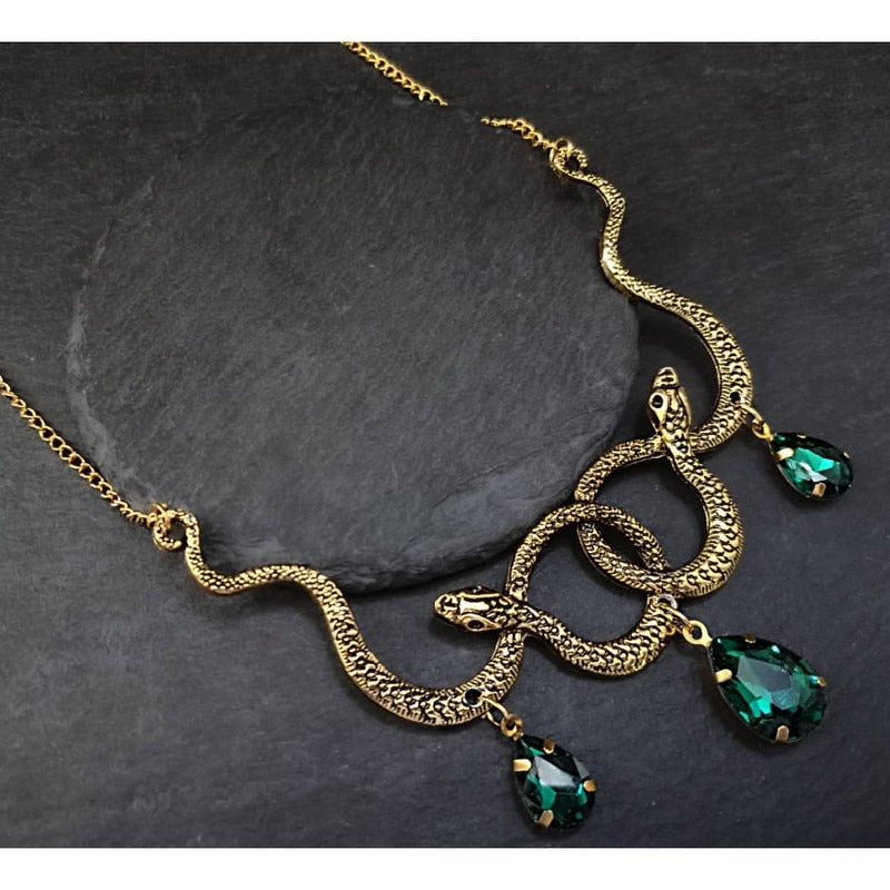Collier en palstron  serpent nouées