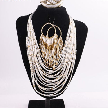 Collier plastron nature et perlé