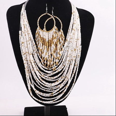 Collier plastron nature et perlé