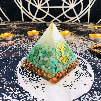 Pyramide Orgonite <br> Harmonie Énergétique