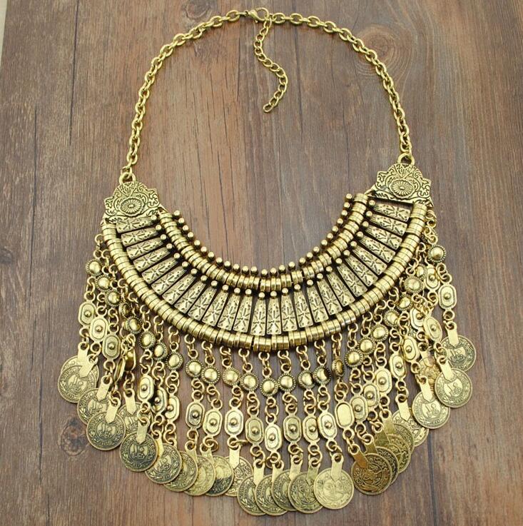 Plastron et pendentif vintage