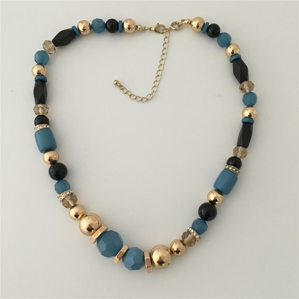 Collier de plaisance en pierre bleue