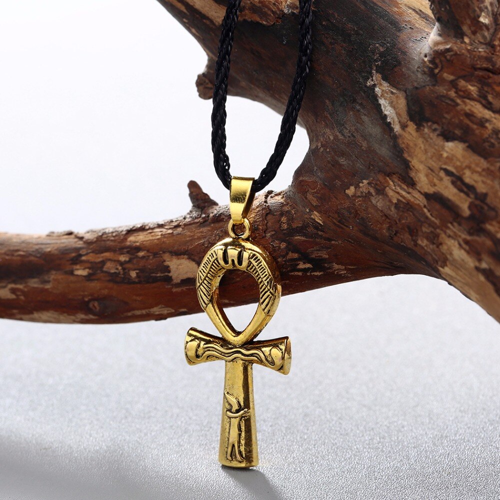 Collier croix d'ankh spirite