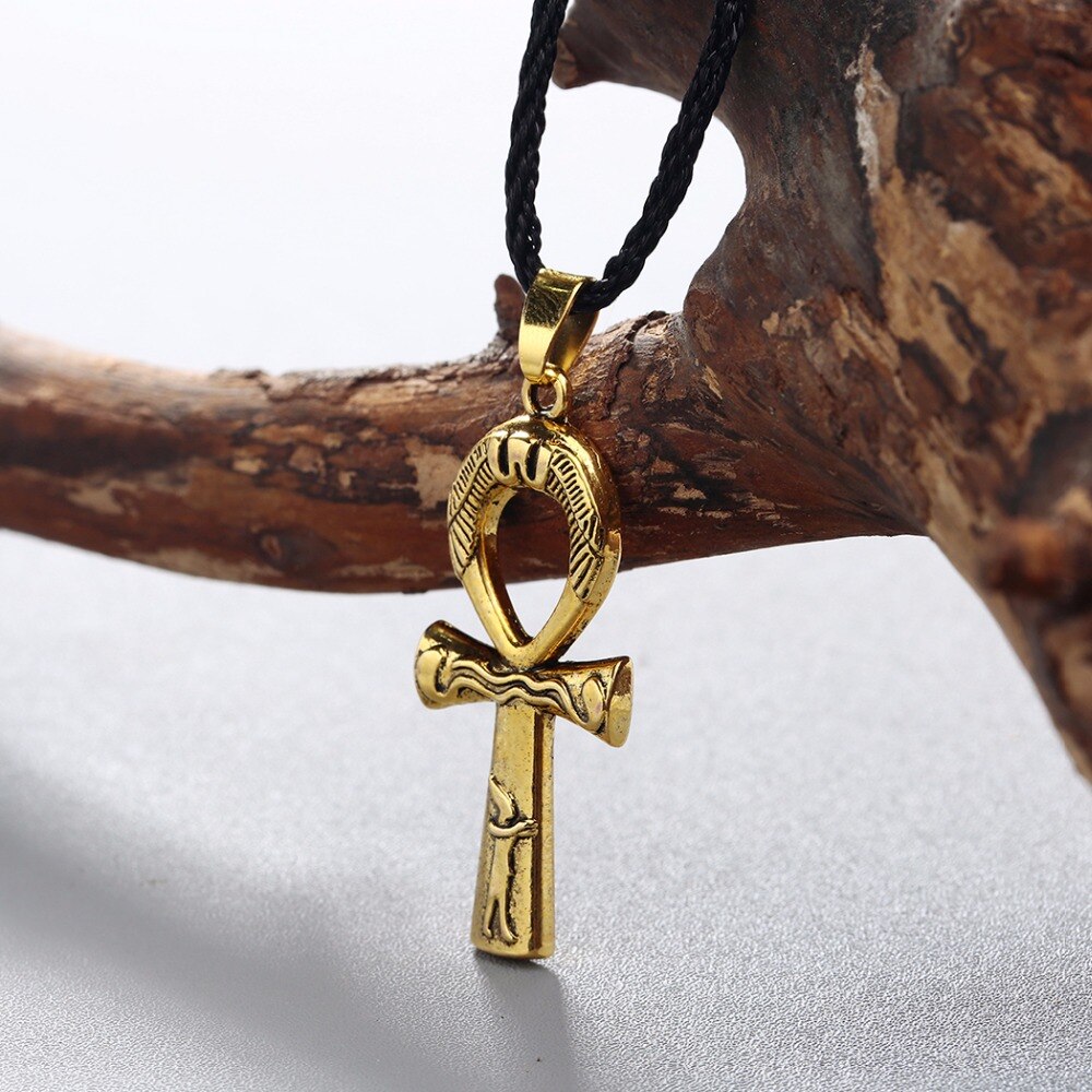 Collier croix d'ankh spirite