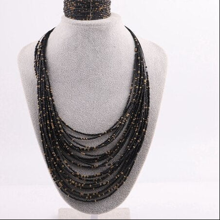 Collier plastron nature et perlé