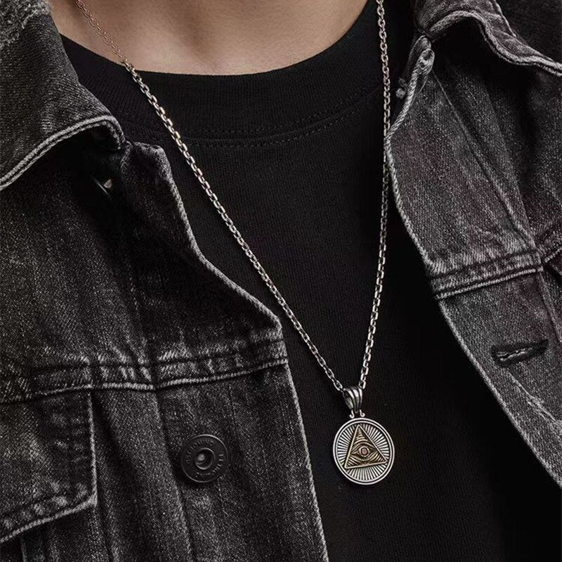 Collier oeil de Horus rouge