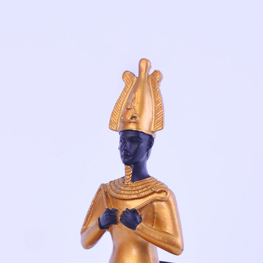 Statue de Toutankhamon en résine